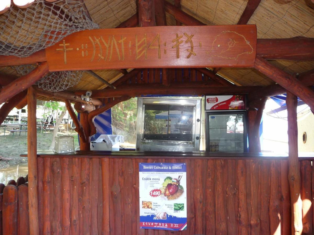 Tisza-Beach Wild Camping 5 Сегед Экстерьер фото